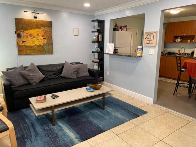 Modern 2/1 Apt near Midtown&Beaches Miami Exterior foto